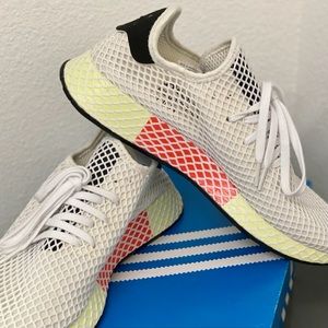 ADIDAS Deerupt Runner